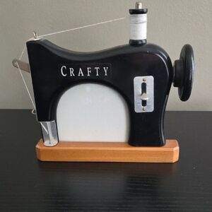 Crafty Black and White Sewing Machine Decor